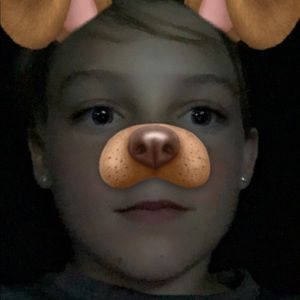 Meet your Posher, Easton